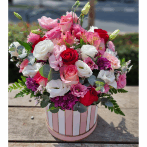 סידור פרחים בקופסא מהודרת