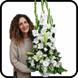 סידור פרחים אלגנטי ענק