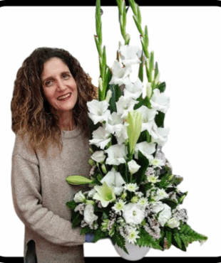 סידור פרחים אלגנטי ענק